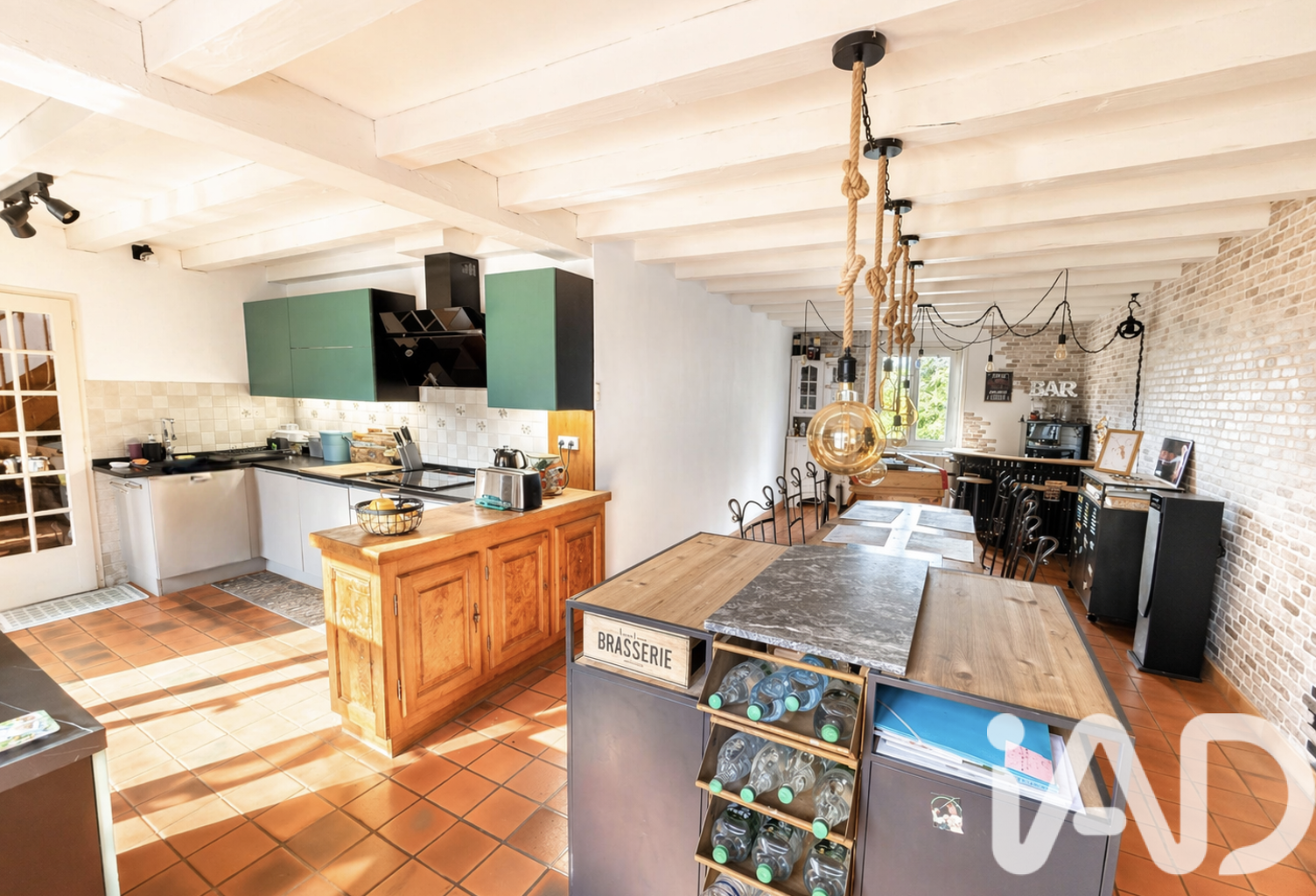 Vente Maison/villa 8 pièces — photo 1