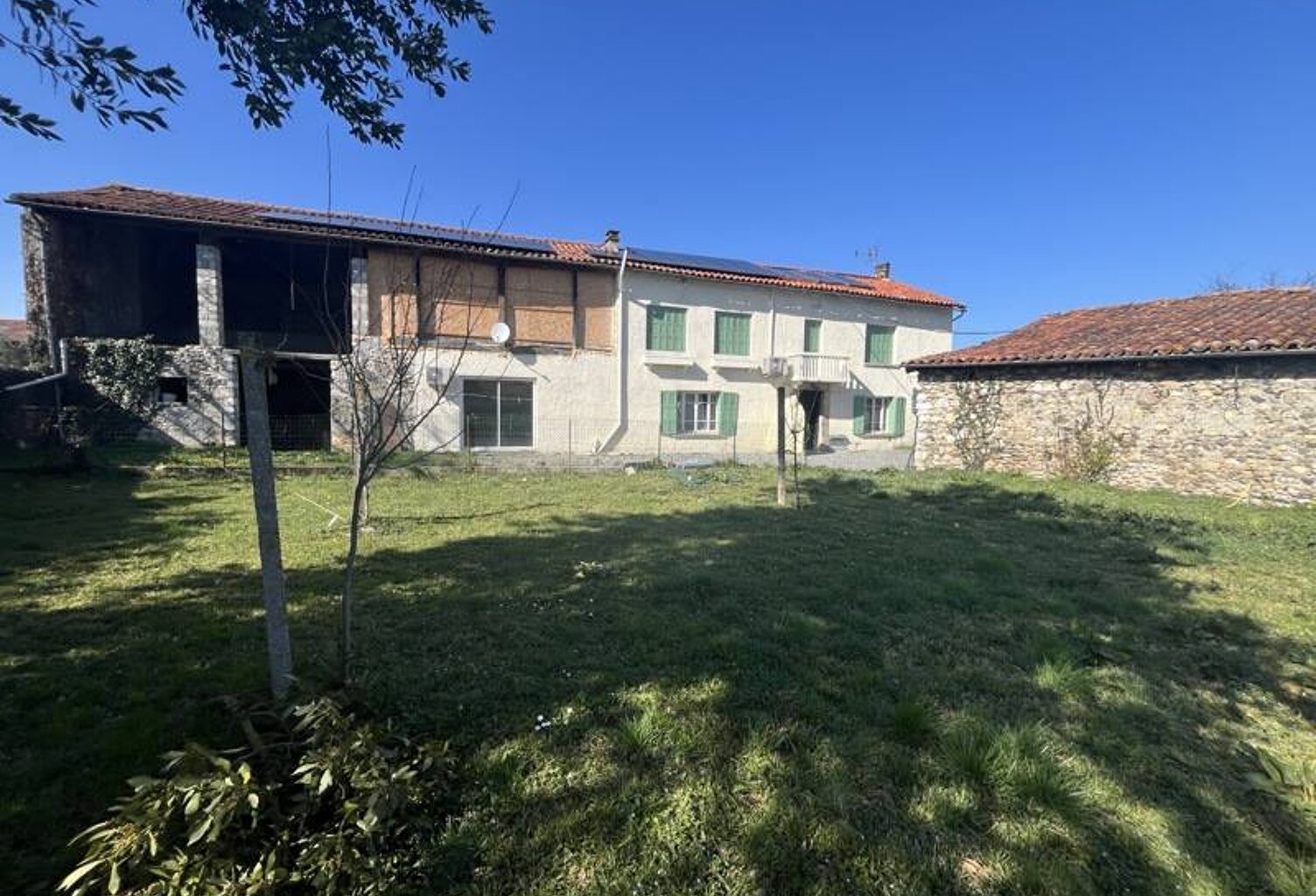 Ferme (tte) de 5 pièces principales — photo 1