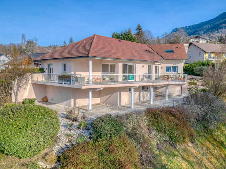 Pugny-Chatenod, maison de plain-pied vue lac — photo 1