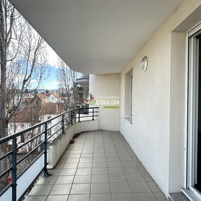 Appartement 4 pièces 810 €