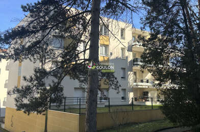 Appartement 4 pièces 810 €