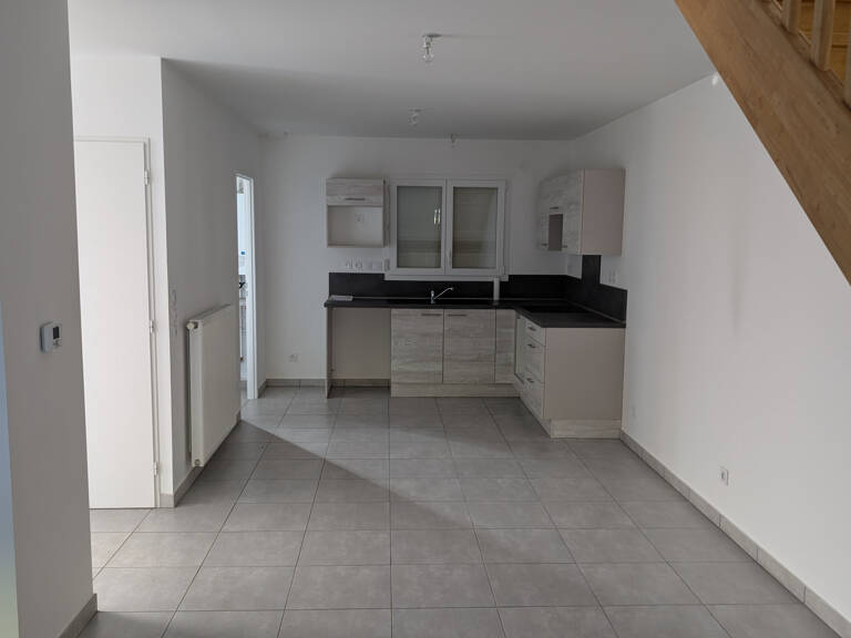 Maison 3 chambres avec terrain et garage — photo 1