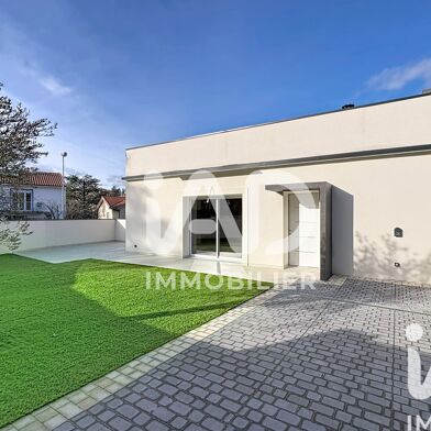 Maison 4 pièces 253000 €