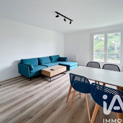 Appartement 4 pièces 750 €