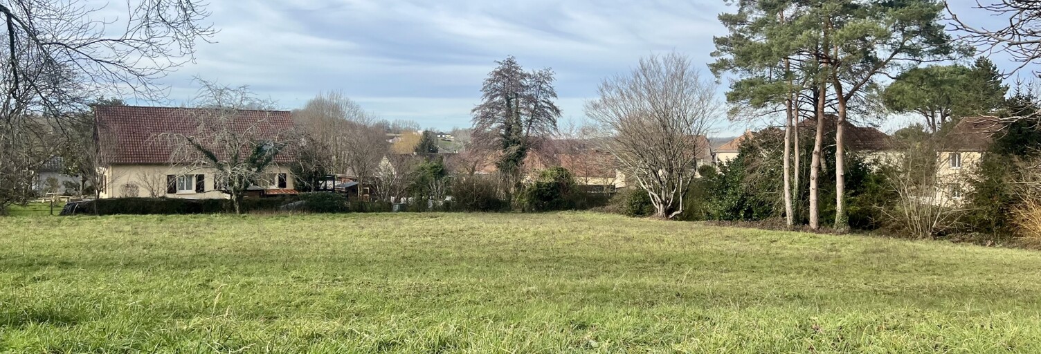 Terrain  1420 m² à vendre à Larche (19600)