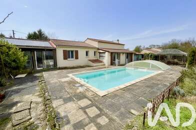 Maison 4 pièces 299900 €