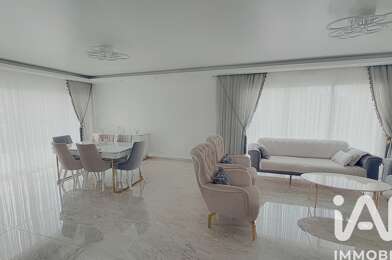 Maison 5 pièces 449900 €