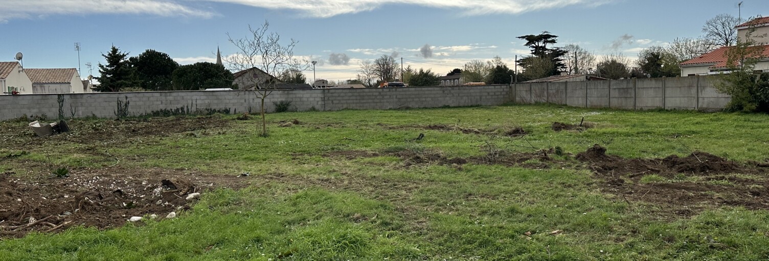 Terrain  686 m² à vendre à Marennes-Hiers-Brouage (17320)
