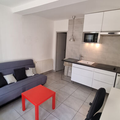 Appartement 1 pièces 450 €