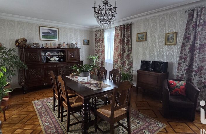 Vente Maison/villa 9 pièces — photo 3