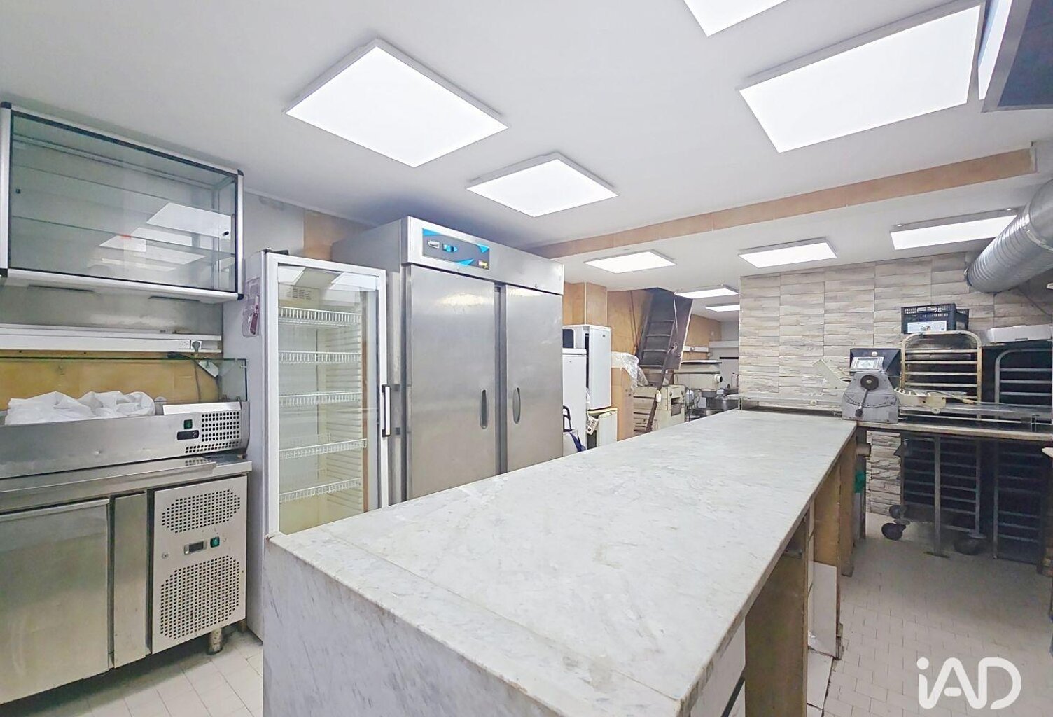 Vente Murs commerciaux 91 m&sup2; — photo 1