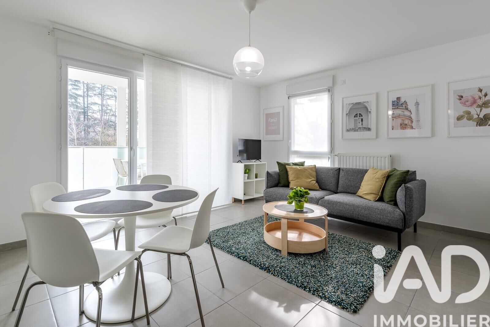 Vente Appartement 1 pièce - Photo 2