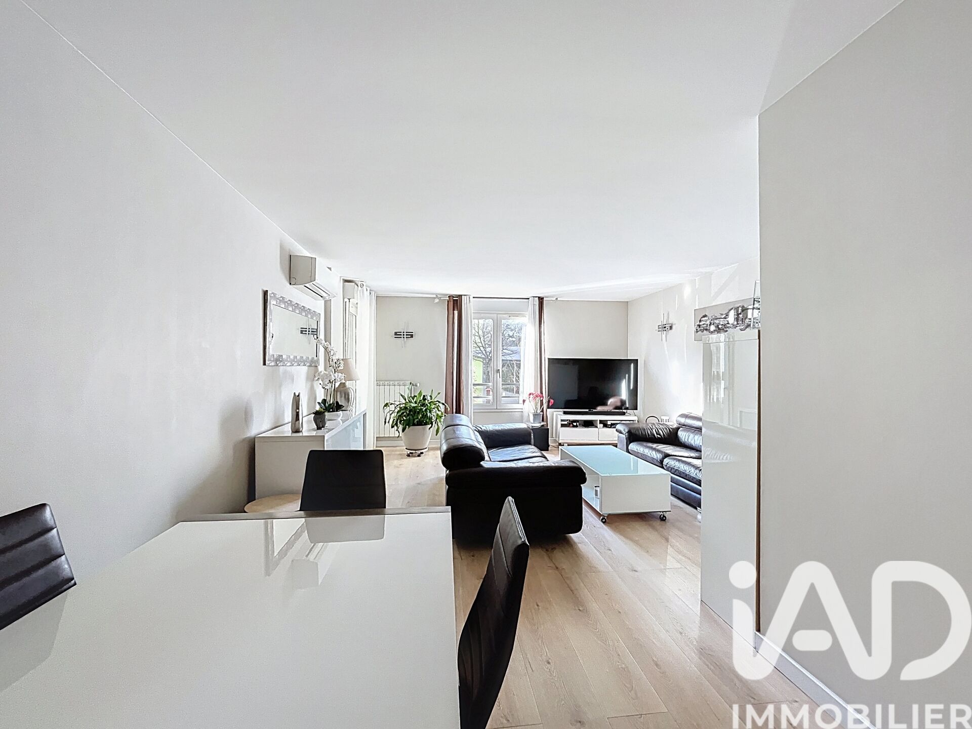 Vente Appartement 6 pièces - Photo 2