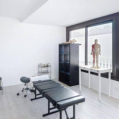 Commerce  110000 €