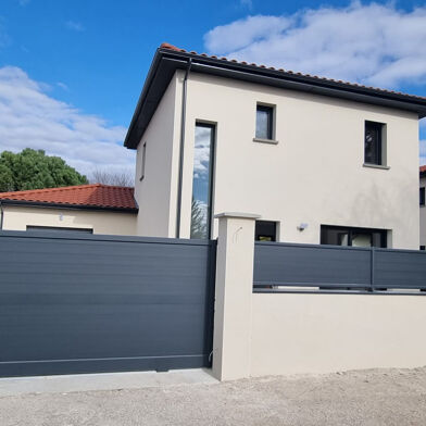 Maison 5 pièces 1550 €