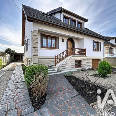 Maison 8 pièces 499500 €