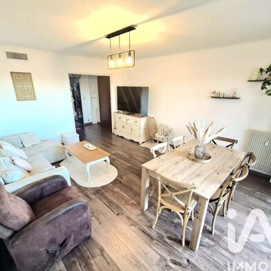 Appartement 4 pièces 285000 €