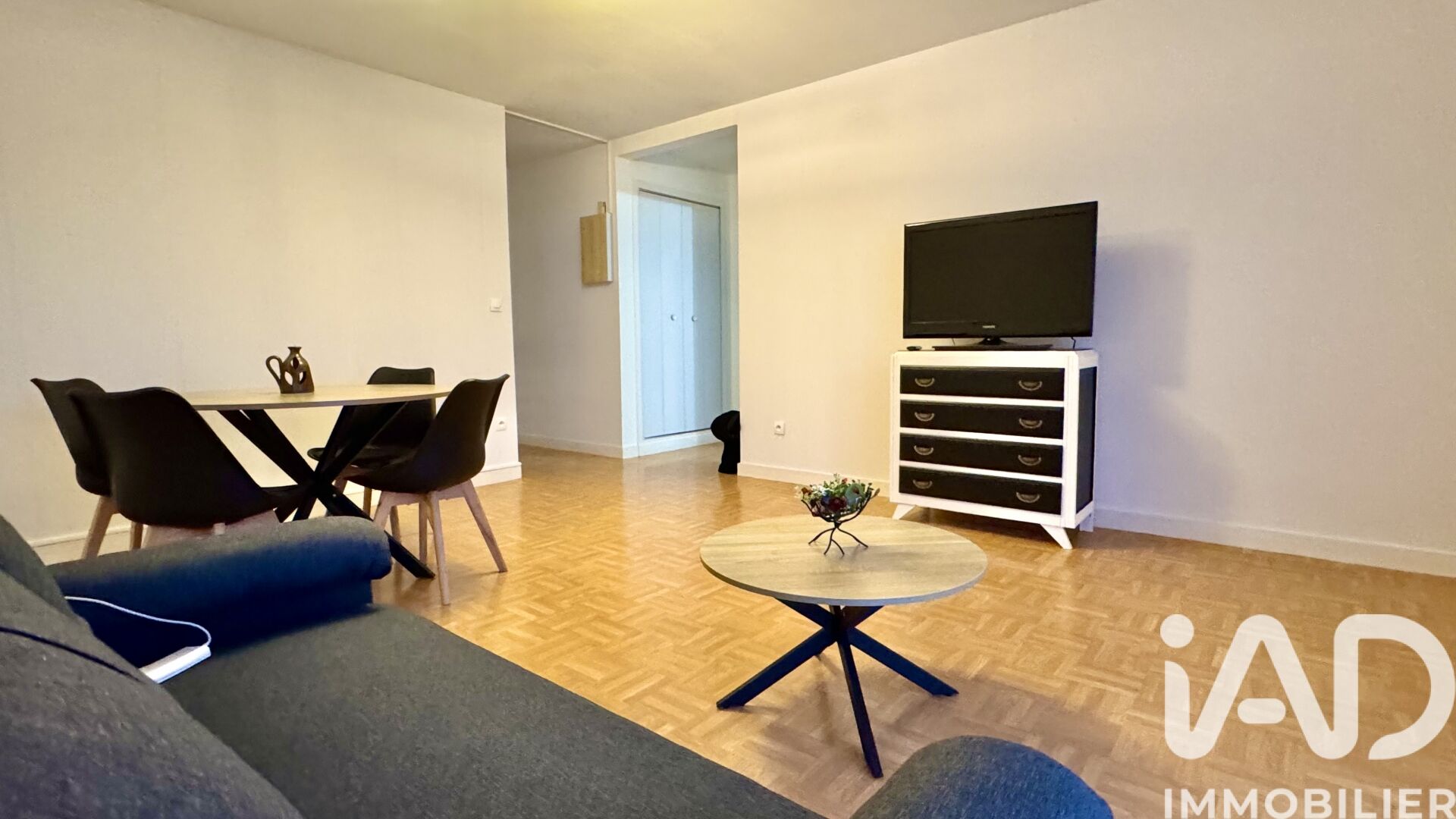 Location Appartement 2 pièces - Photo 2