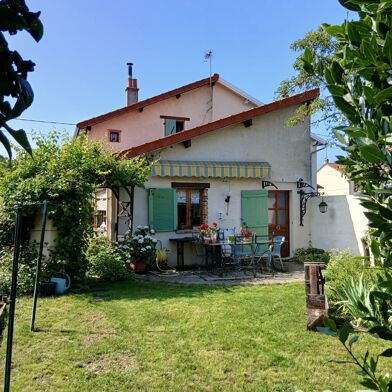 Maison 5 pièces 281500 €