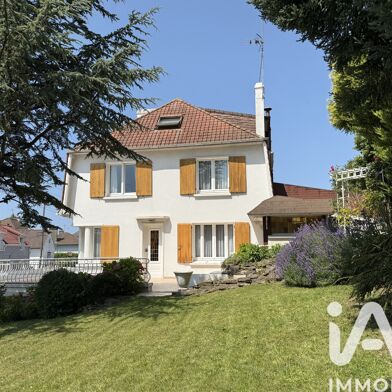 Maison 8 pièces 372000 €