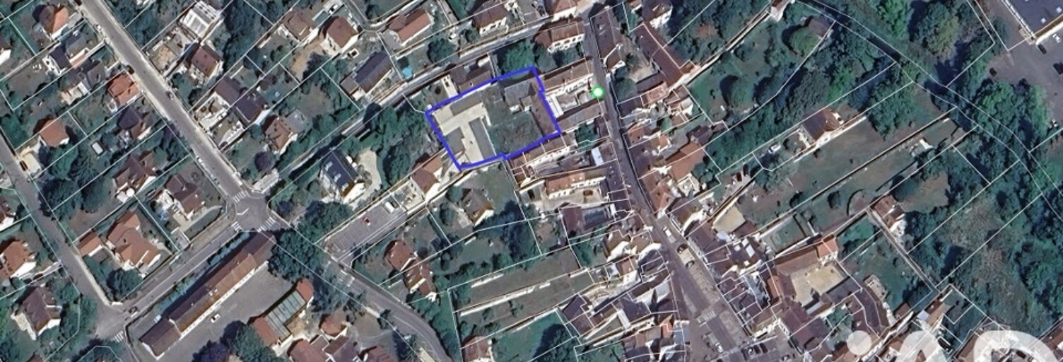 Immeuble  387 m² à vendre à Maule (78580)