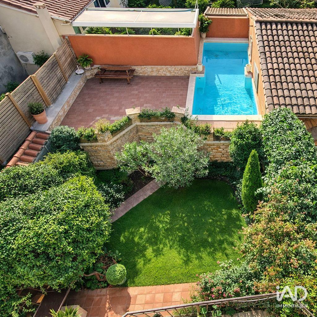 Maison à vendre, 8 pièces, 331 m², Montfrin