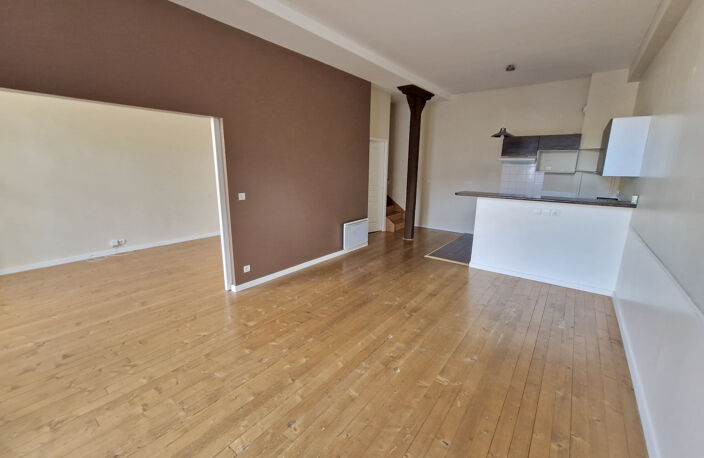 APPARTEMENT T4 - COEUR DE FONTAINEBLEAU — photo 2