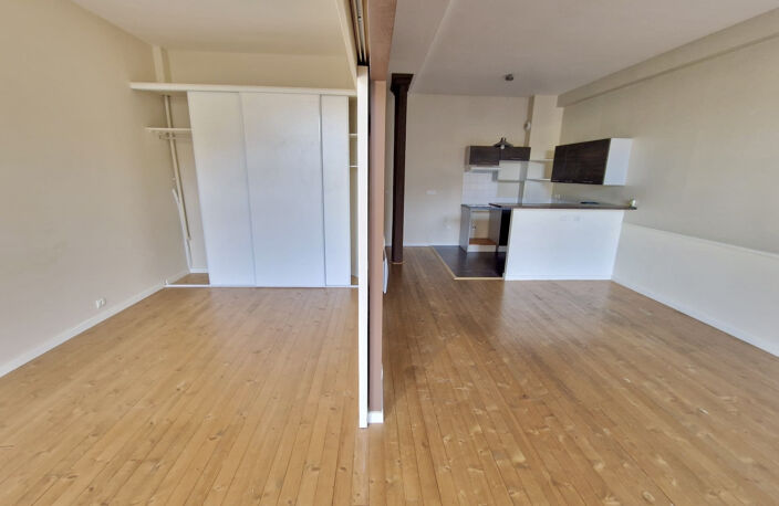 APPARTEMENT T4 - COEUR DE FONTAINEBLEAU — photo 5