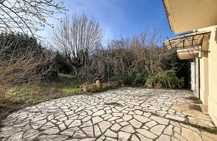 Maison Gardanne 9 pièce(s) 174 m2 — photo 2