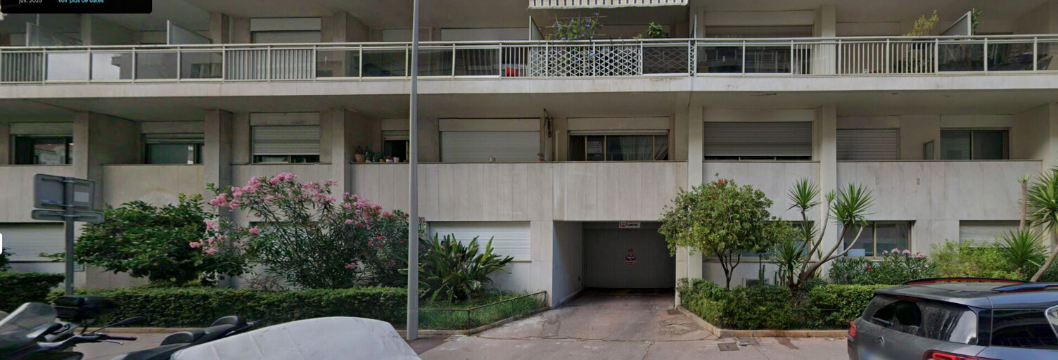 Garage  17 m² à louer à Nice (06000)