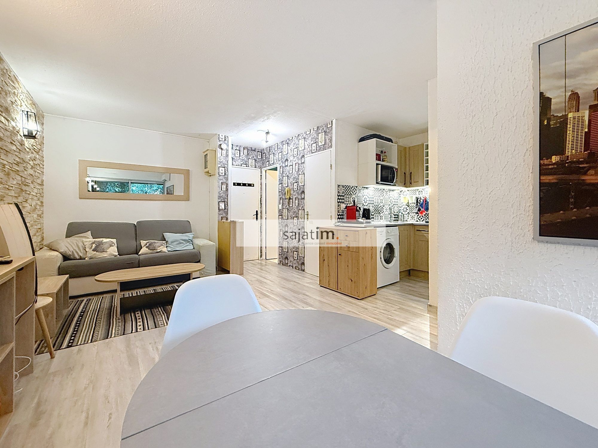 Agence immobilière de Sajatim