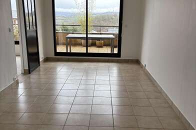 Appartement 4 pièces 1066 €