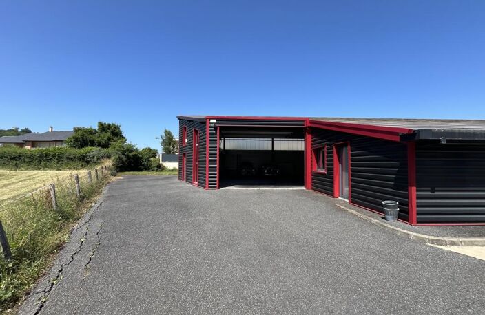Dépôt 607m² Onet le Château — photo 2