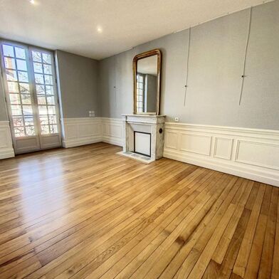 Appartement 2 pièces 900 €