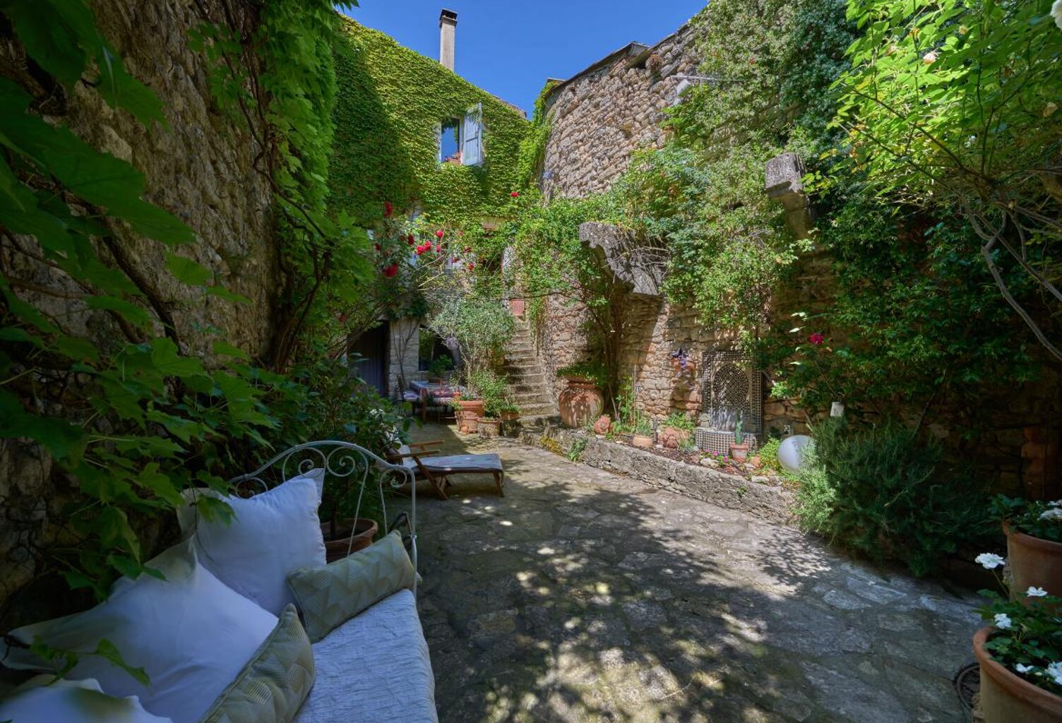 Forcalquier ancien hotel particulier XVIII° 400 m2 — photo 1
