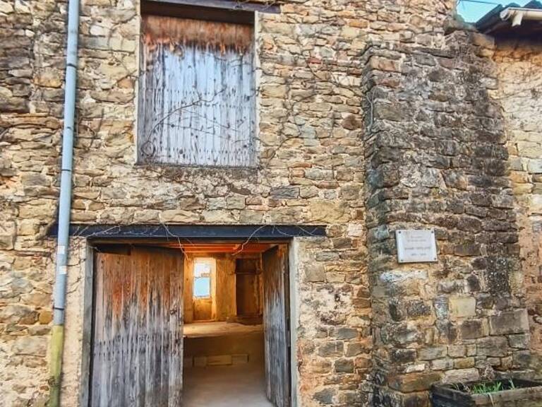 Exclusivité à vendre – Un lieu à réinventer au cœur de Rosans (05150) — photo 1