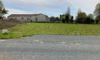 Terrain  680 m² à vendre à Bussac-sur-Charente (17100)