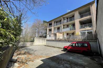 Appartement 3 pièces 700 €