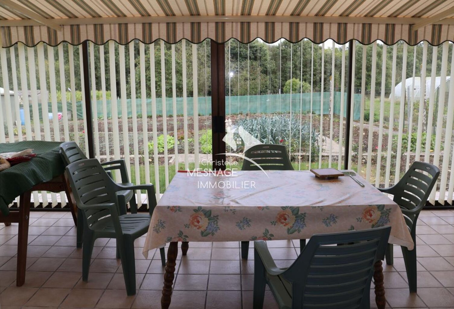À vendre chez Christelle Mesnage  Immobilier– Pr — photo 1