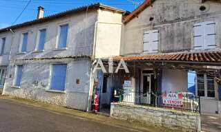 Immeuble  285 m² à vendre à Saint-Georges (16700)