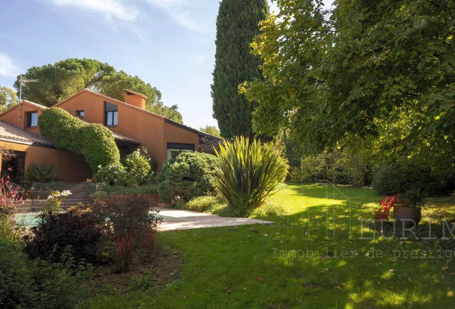 MAISON D'ARCHITECTE ATYPIQUE VALLEE DE LA SAVE — photo 1