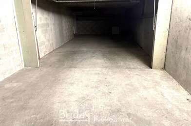 Garage  200 €