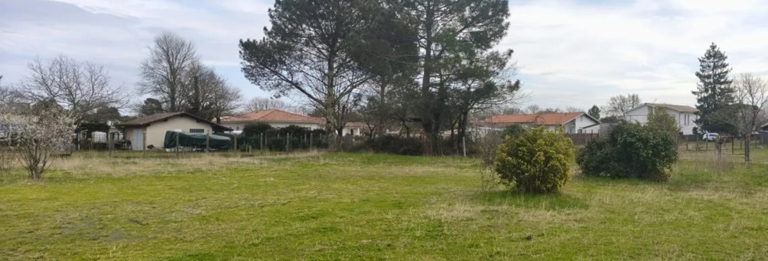 Terrain  700 m² à vendre à Ychoux (40160)