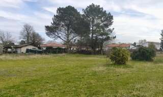 Terrain  700 m² à vendre à Ychoux (40160)
