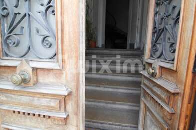 Immeuble  824000 €