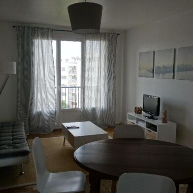 Appartement 3 pièces 1365 €