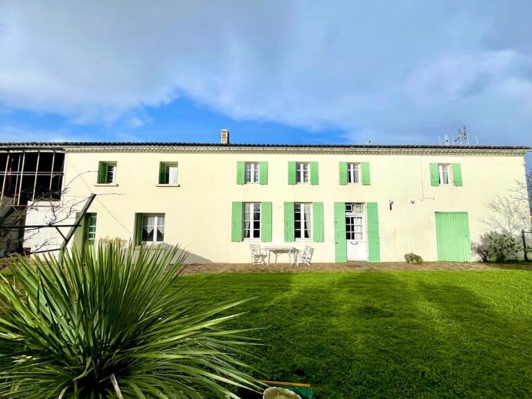 Maison 155 m² - Thézac — photo 1