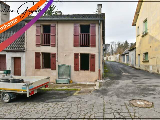 Maison de centre-ville évolutive – Fort potentiel – Souvigny — photo du bien
