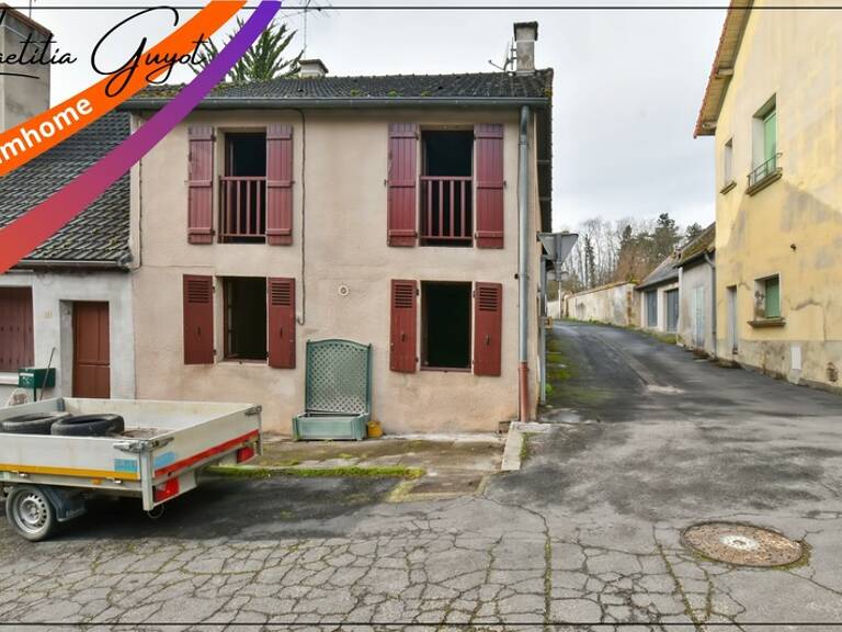 Maison de centre-ville évolutive – Fort potentiel – Souvigny — photo 1