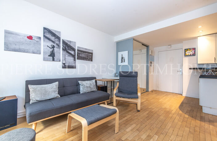 Butte Montmartre : 3 pièces de 54m² avec balcons — photo 3